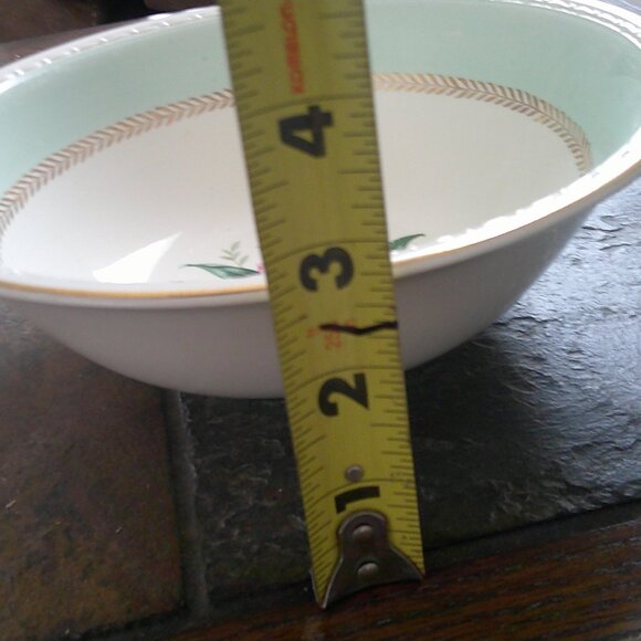 Hormer Laughlin "Chatman" pattern Georgian Eggshell gold rimmed soup bowl - Picture 4 of 4